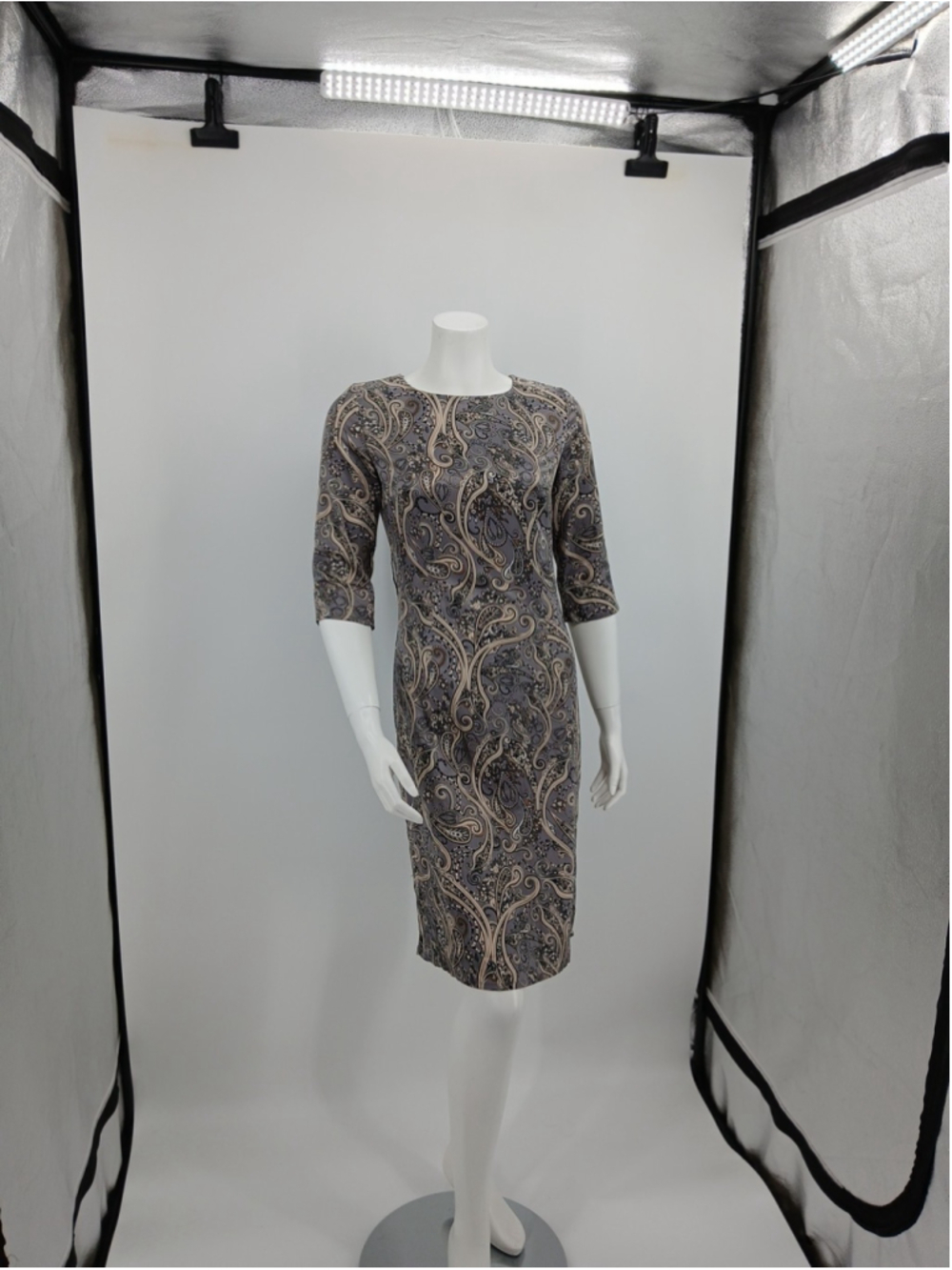 White Label Womens Dress Size 42 Gray Paisley Polyester